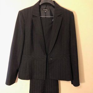 womens career suit